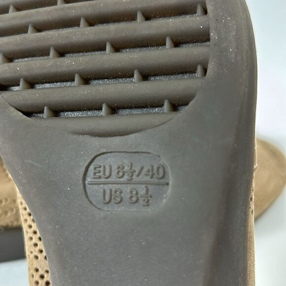 The Flexx Women's Wedge Sandal skirt heel size 8.5 peep toe - Picture 7 of 8